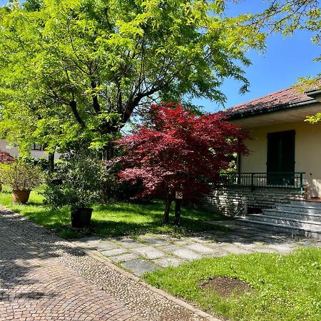 Lukas Home Con Il Cuore Appartamento 3 Camere Al Piano Terra E Appartamento 1 Camera In Taverna Merone Εξωτερικό φωτογραφία