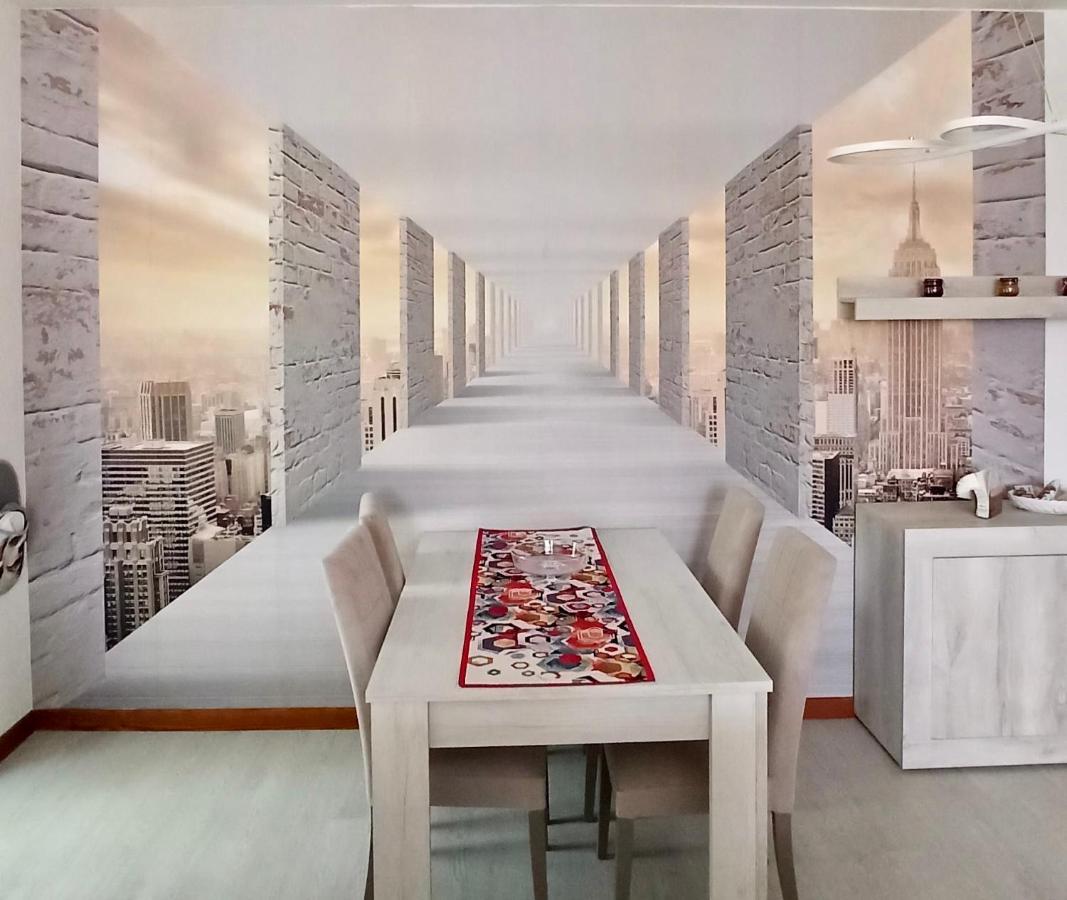 Lukas Home Con Il Cuore Appartamento 3 Camere Al Piano Terra E Appartamento 1 Camera In Taverna Merone Εξωτερικό φωτογραφία