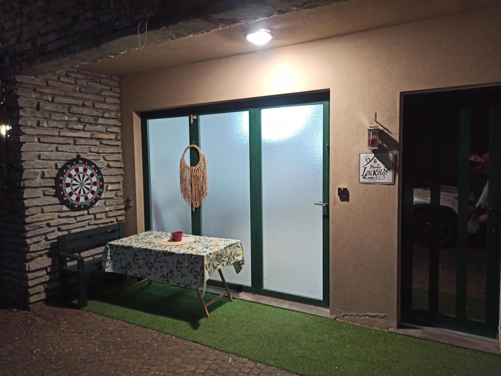 Lukas Home Con Il Cuore Appartamento 3 Camere Al Piano Terra E Appartamento 1 Camera In Taverna Merone Εξωτερικό φωτογραφία